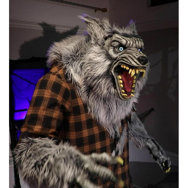Animated Hulking Werewolf Prop Lifesize 7 Feet Tall Halloween ...