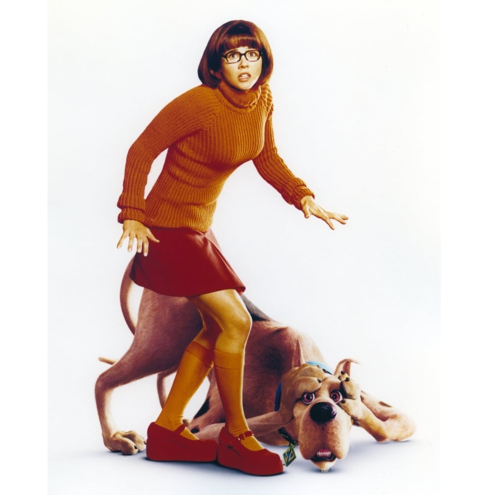 Linda Cardellini As Velma From Scooby Doo Photo Print 24 X 30 