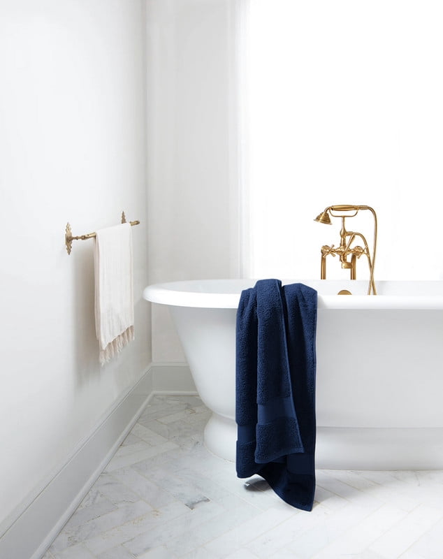 Delara 33-Piece Organic Cotton Towel Set, 650 GSM Luxury Plush, Quick Dry & Ultra-Absorbent, GOTS & OEKO-TEX Certified, Navy Blue