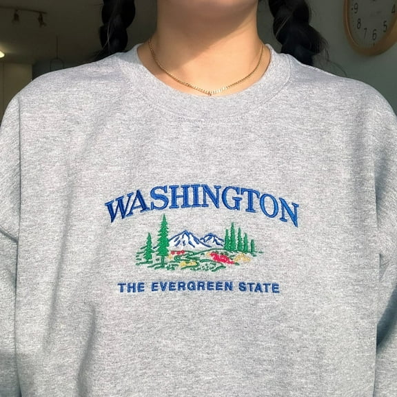 Washington Mount Rainier Embroidered Sweatshirt