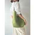 thumbnail image 3 of Bolso de hombro de cuero genuino mate para mujer, bolso de cubo verde aguacate, bolso de mano grande para viaje, nuevo, 2024, 3 of 5