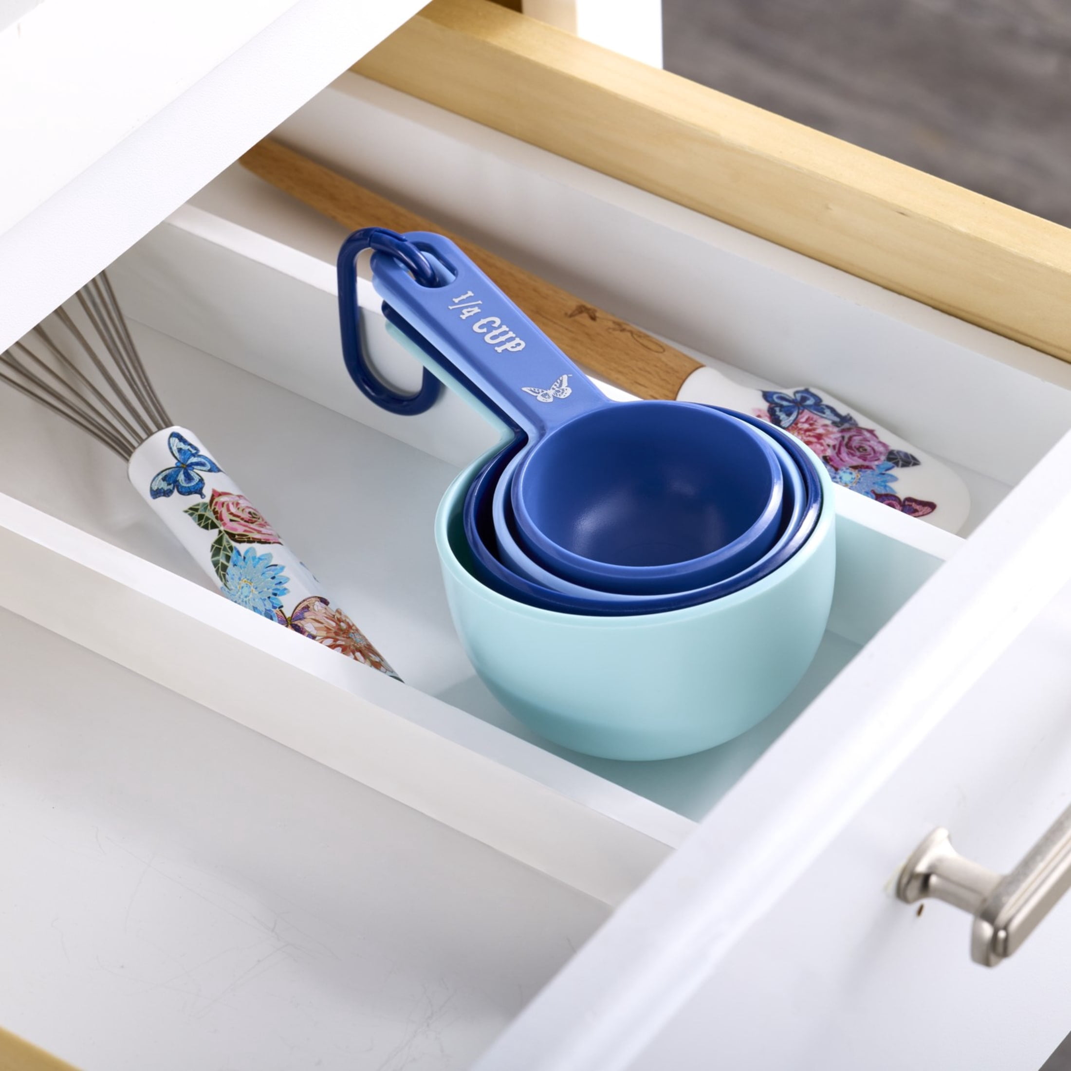 Dolly Parton 4-Piece Nesting Measuring Cups, Blue