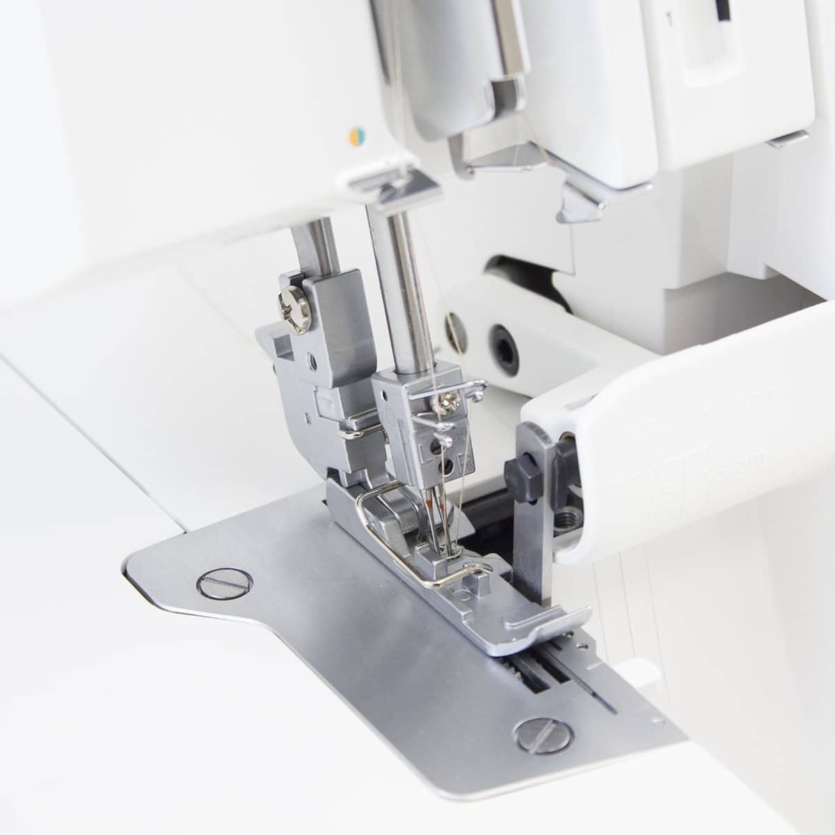 Juki MO-104D Serger