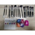 thumbnail image 1 of Brocha De Maquillaje Vogacara CE009204-00, 1 of 1