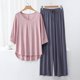 thumbnail image 2 of Conjunto de pijama con cuello en V para mujer: top de manga 3/4 y pantalones anchos, color liso, ropa de dormir ligera, tallas L/XL, 2 of 3