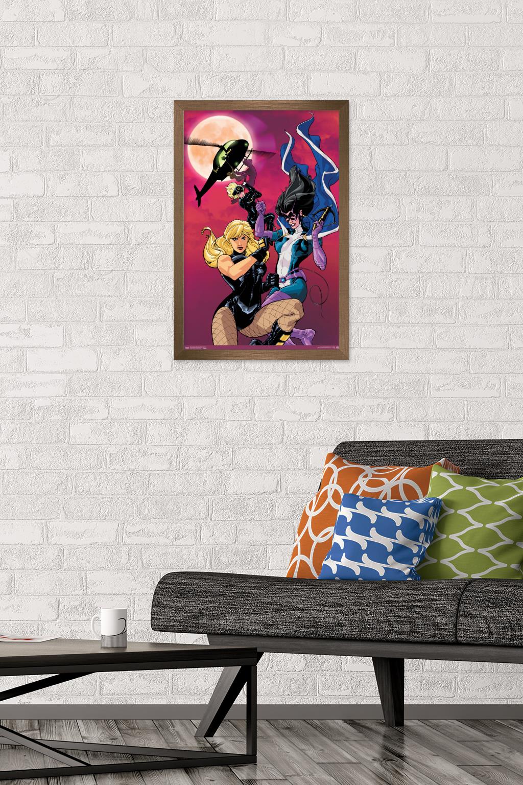 DC Comics - Birds of Prey - Birds of Prey #92 Wall Poster, 14.725" x 22.375", Framed