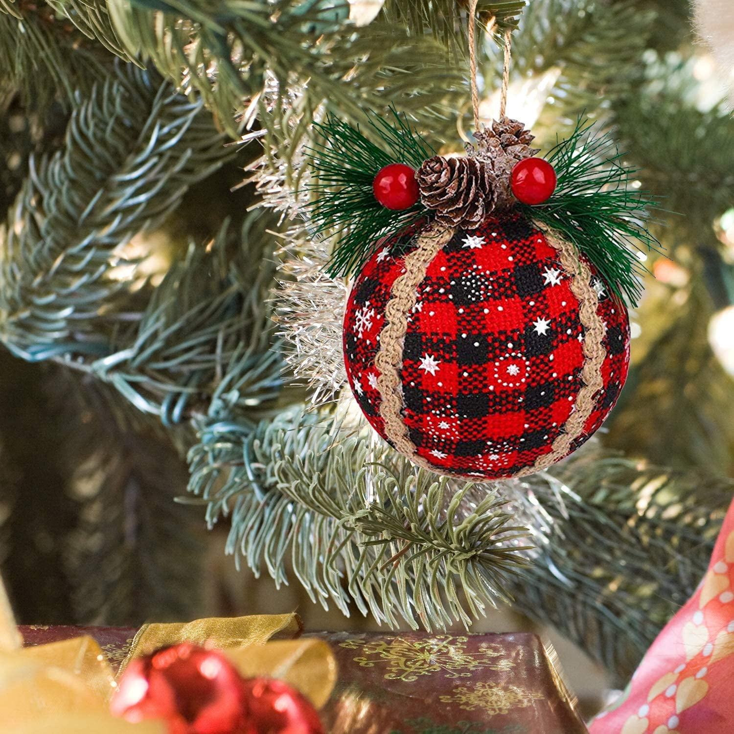 9pcs/set Christmas Tree Ornament Hanging Balls Pine Nuts Pinecone Xmas New Year 