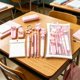 thumbnail image 5 of Juego de papelería de 10 piezas con bolígrafos, resaltador, cinta correctora, bloc de notas, borrador, lápiz, llavero y estuche para uso escolar y de oficina., 5 of 7
