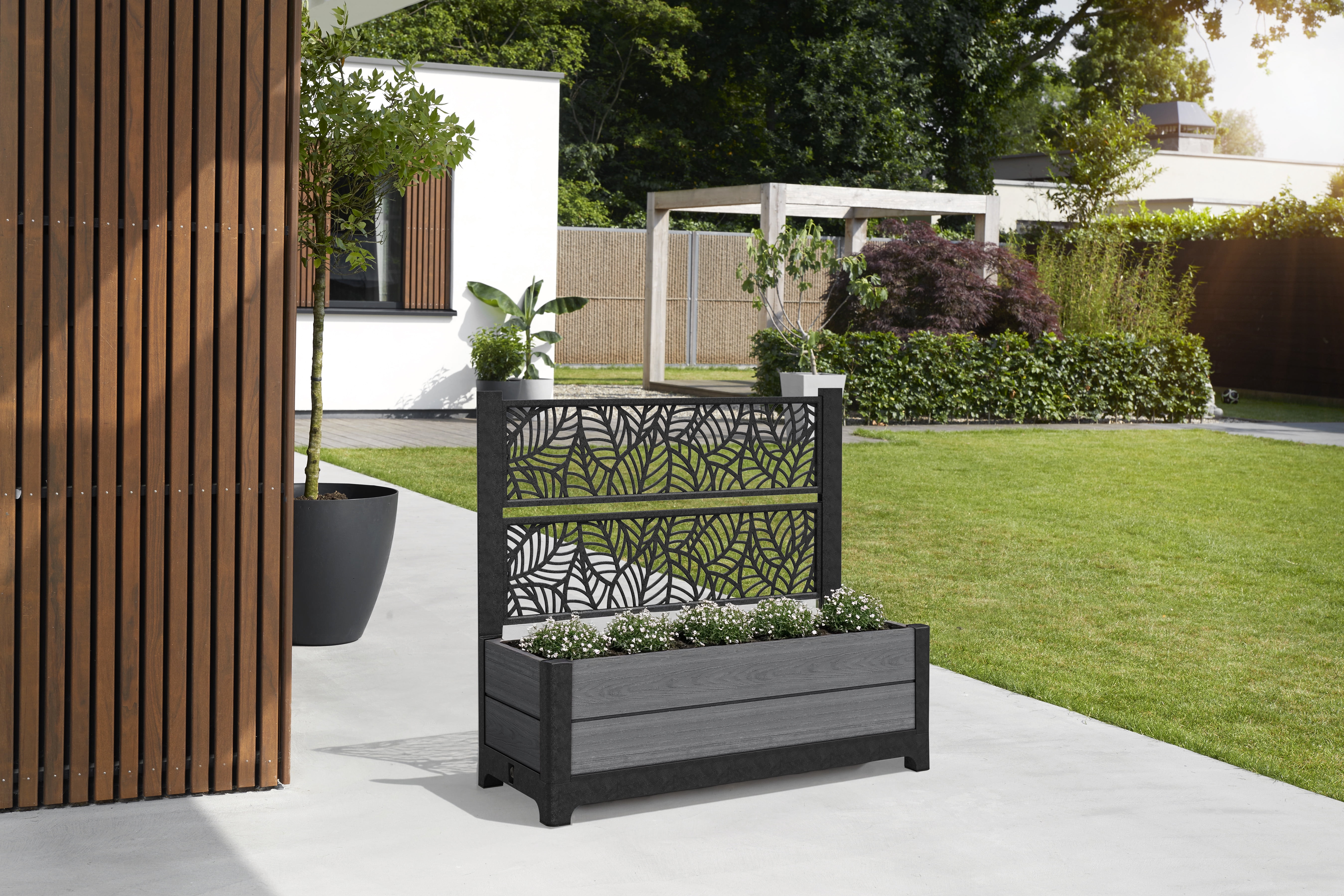 Keter Tulip Screen Planter - Perfect for Growing Fresh Vegetables, Flowers and Herbs, Gray
