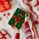 thumbnail image 4 of Adornos navideños, adornos navideños, regalos navideños, papel de regalo navideño para niños, caja de regalo, árbol de Navidad, pila de regalo, papel kraft, papel para ramo, 39,37 x 27,55 pulgadas, pa, 4 of 6