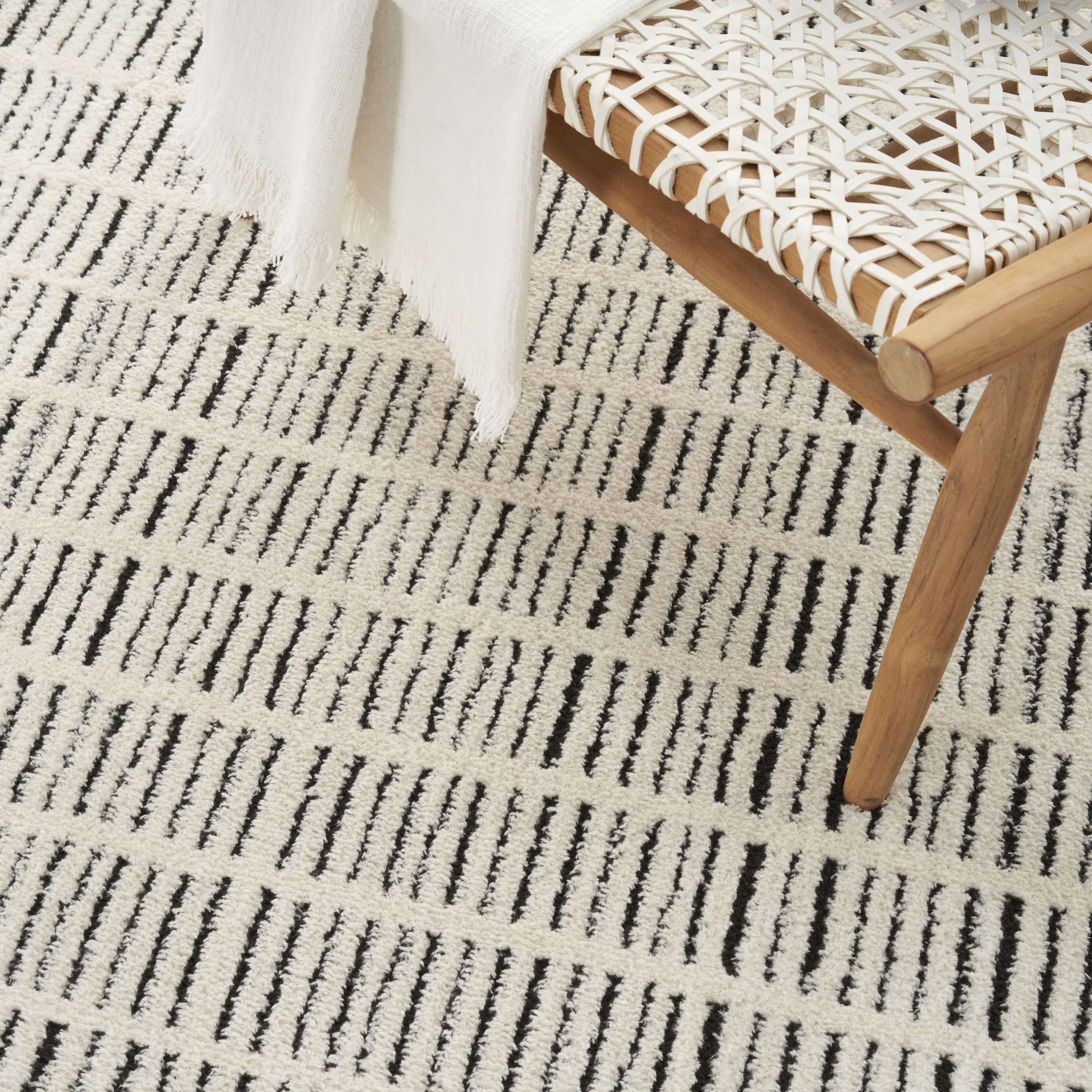 Nourison Cozy Modern Scandinavian Ivory Black 5'3" x 7' Area Rug (5x7)