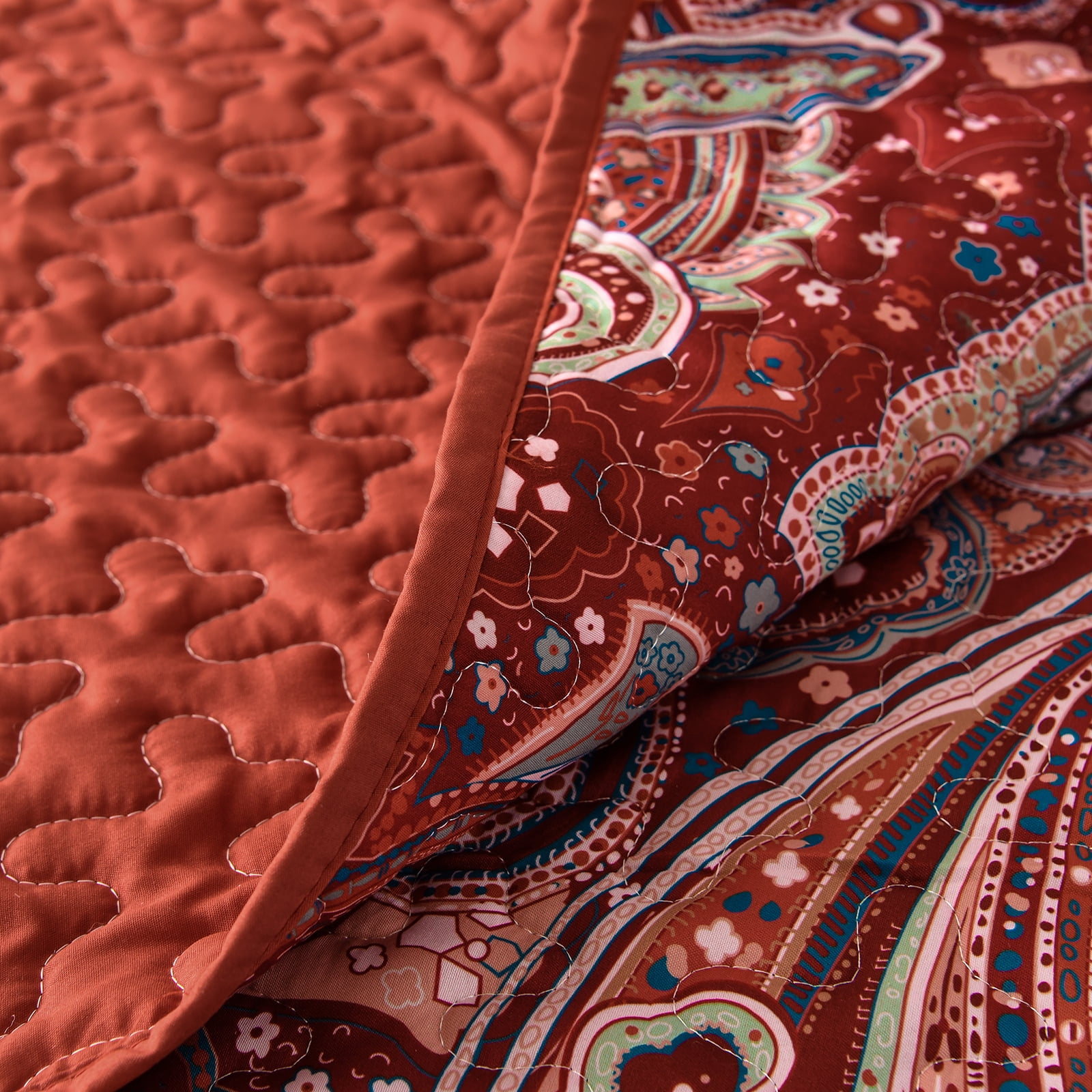 Dintszyayue Brick Red Paisley Quilt Set Queen Size,1Bedspreads and 2Pillowcases Adult Coverlets(90"x110")