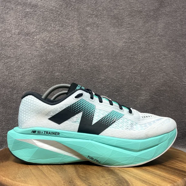 New Balance FuelCell SuperComp Trainer v3 Jade MRCXLW4 Men's Sz 11 2E EXTRA WIDE