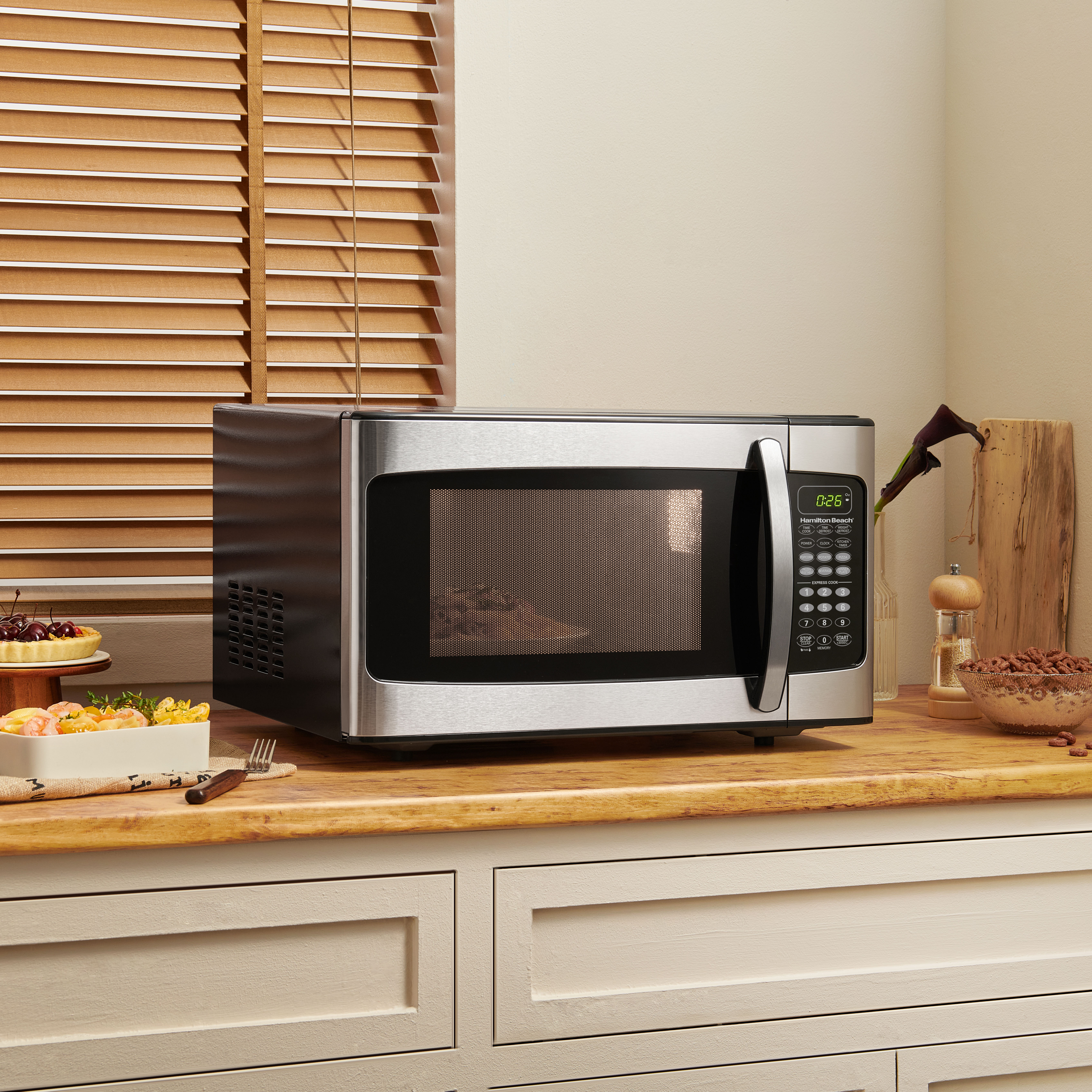 Hamilton Beach 1.1 Cu. ft. Stainless Steel Mid Size, 1000 W, Microwave Oven - image 2 of 5