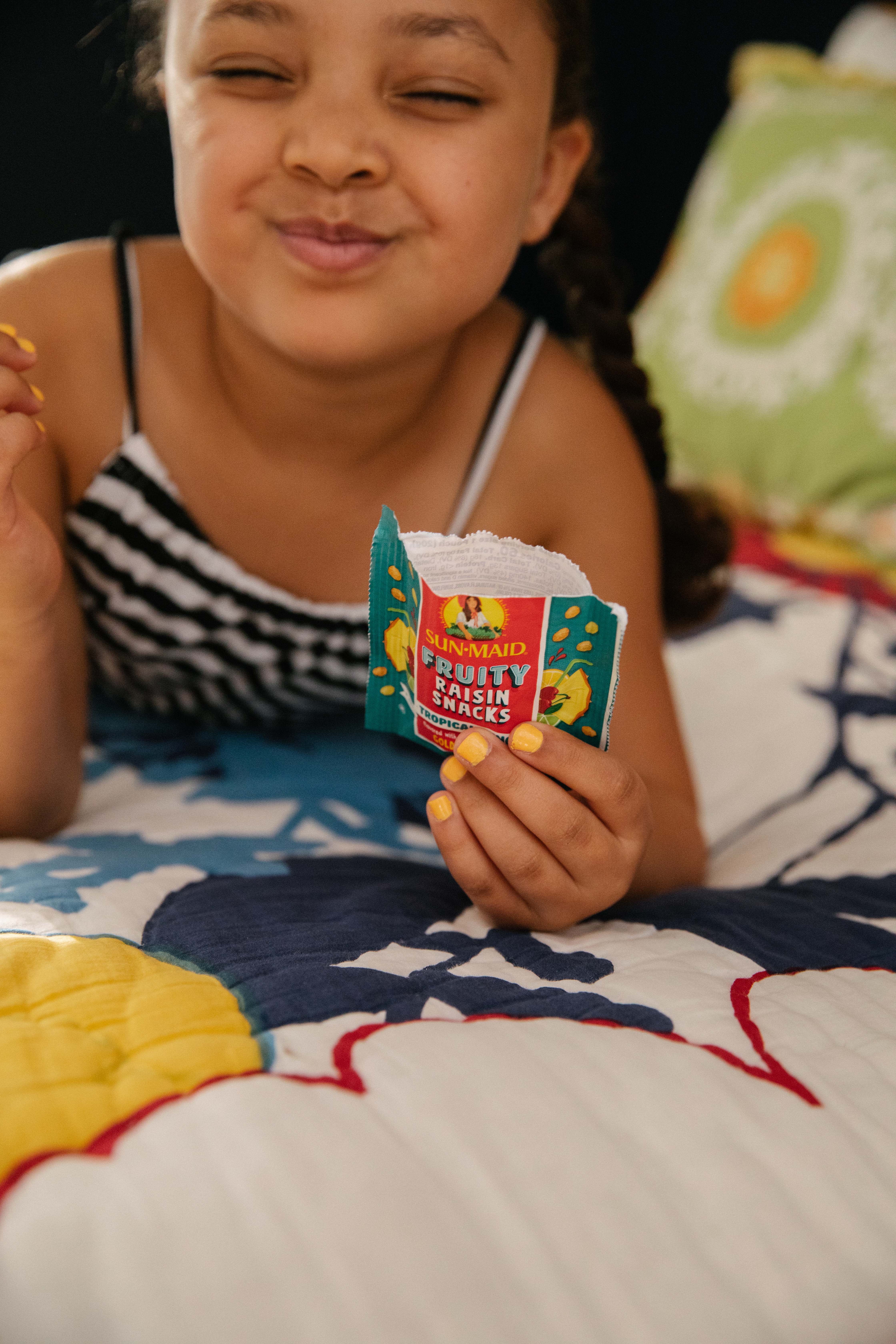 Sun-Maid Collations Fruitees aux Raisins Secs, Framboise Bleue Surette 140g SM BL RSPB RAIS SOUR - FRENCH