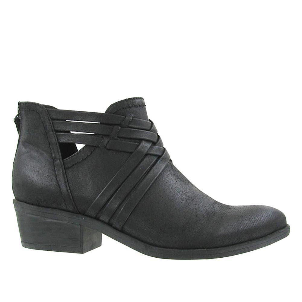 bare traps goldie bootie