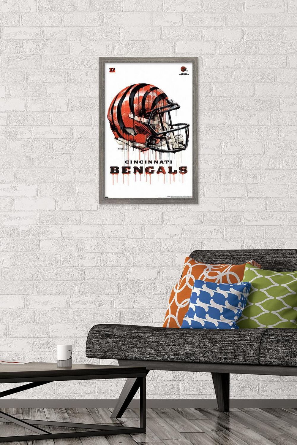 NFL Cincinnati Bengals - Drip Helmet 20 Wall Poster with Magnetic Frame, 22.375" x 34"