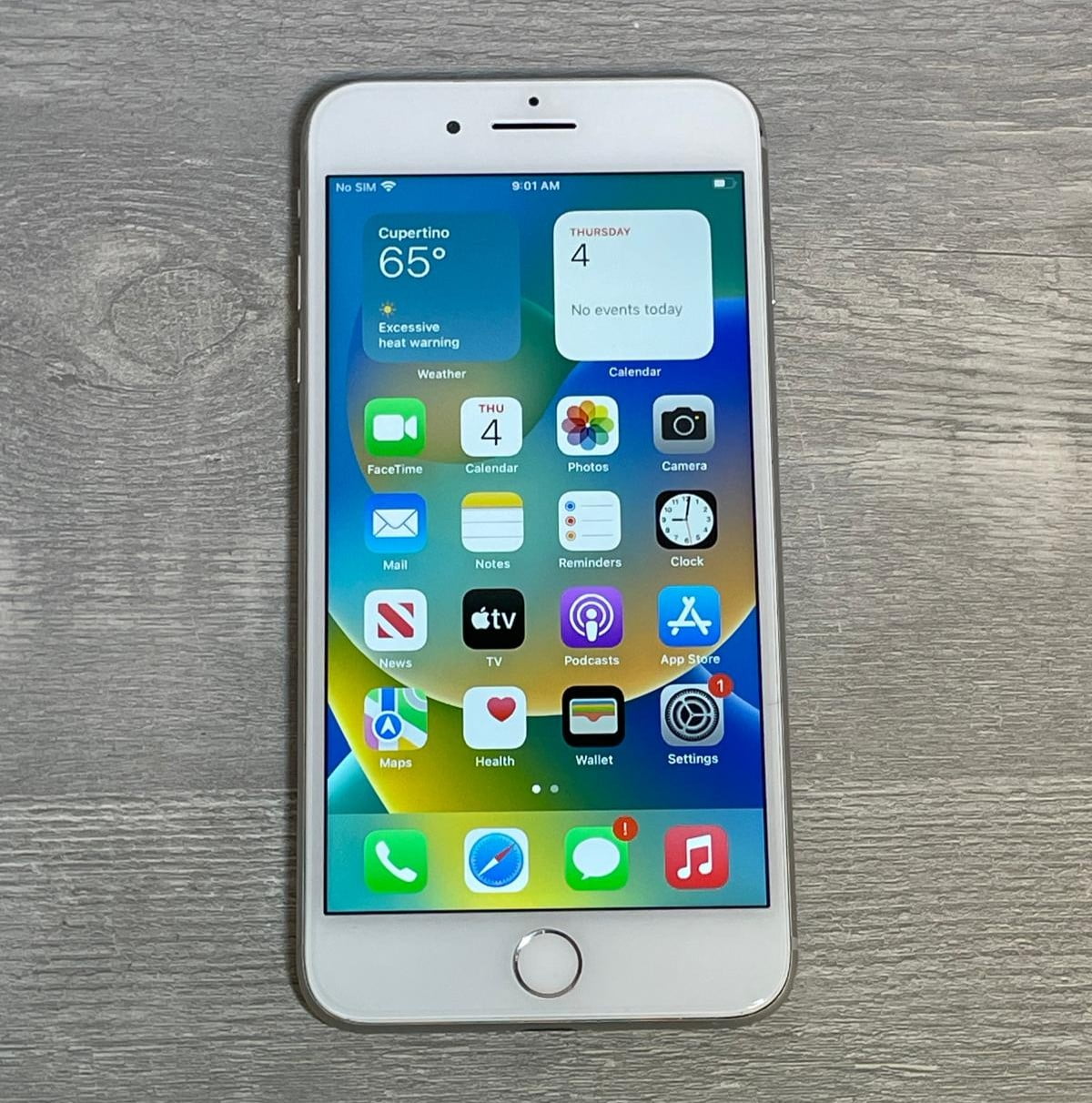 Pre-Owned Apple iPhone 8 Plus - Carrier Unlocked - 256 GB Silver