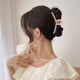thumbnail image 4 of Pinzas para el pelo, pinzas grandes para el pelo, pinzas para el pelo con forma de mariposa para mujer, pinzas para el pelo de acetato, color rosa, 4 of 5