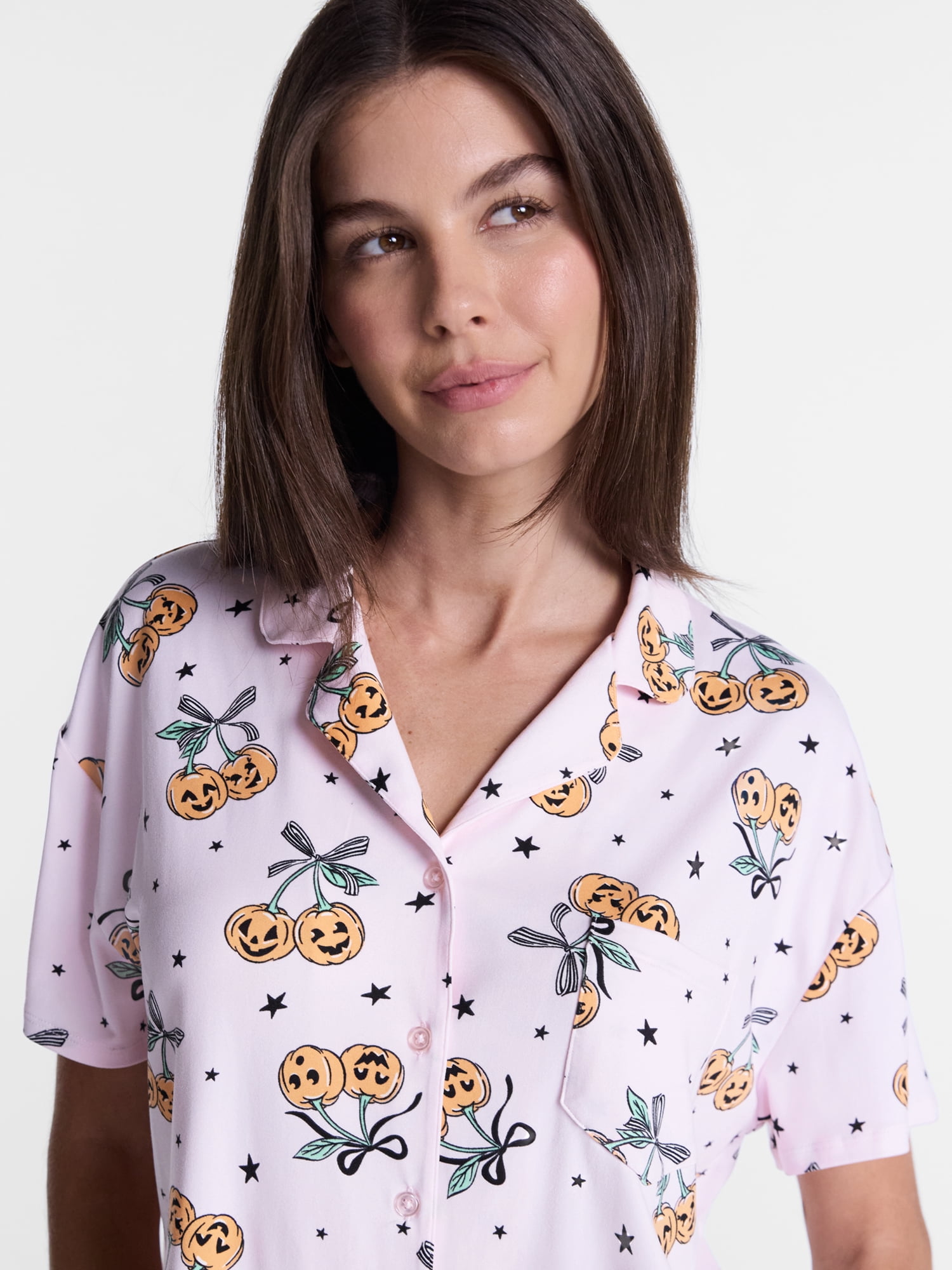 Halloween Women's Notched Top and Shorts Pajama Set from Way to Celebrate, 2-Piece, Sizes XS-3X