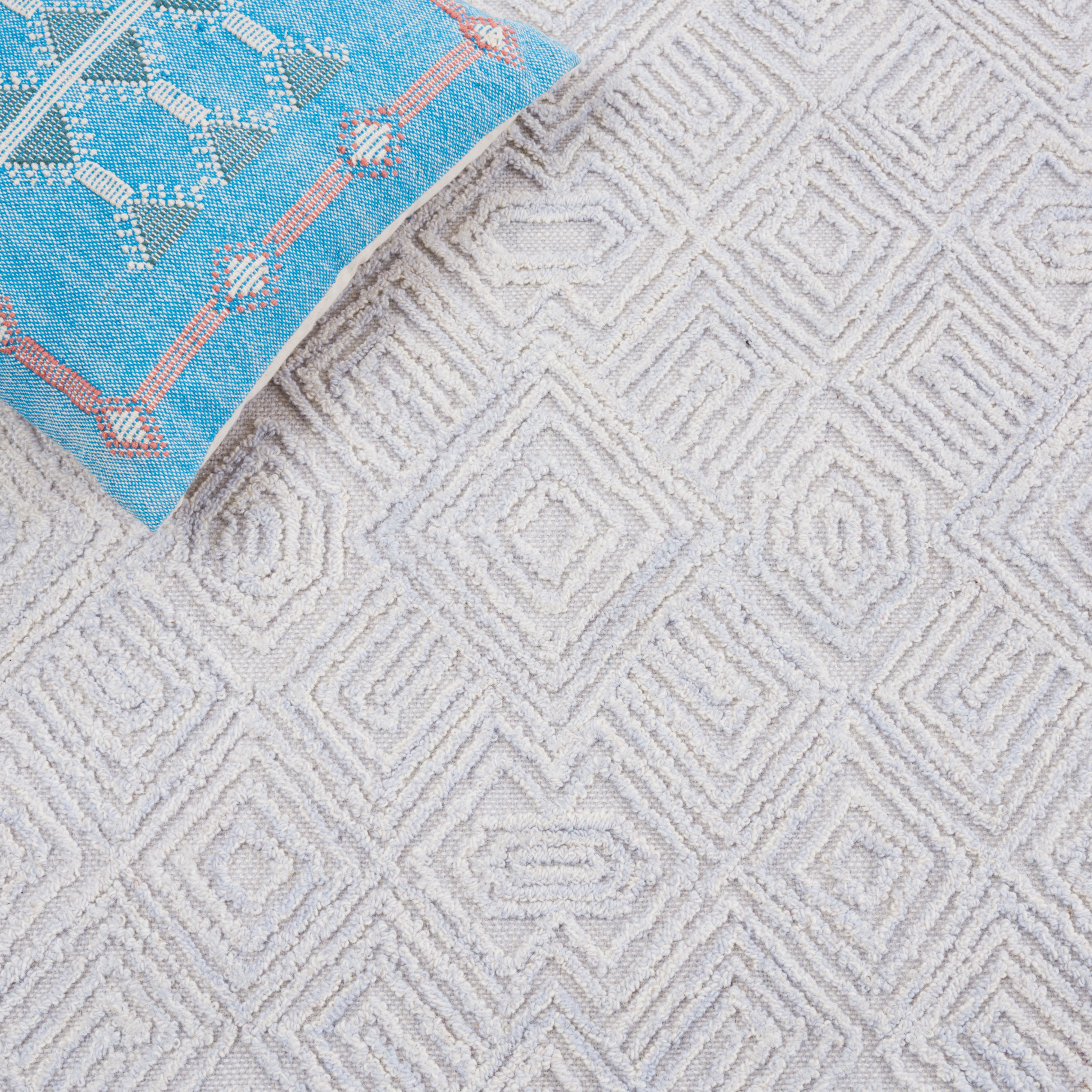 SAFAVIEH Textural Adrasteia Geometric Area Rug, Grey/Ivory, 8' x 10'