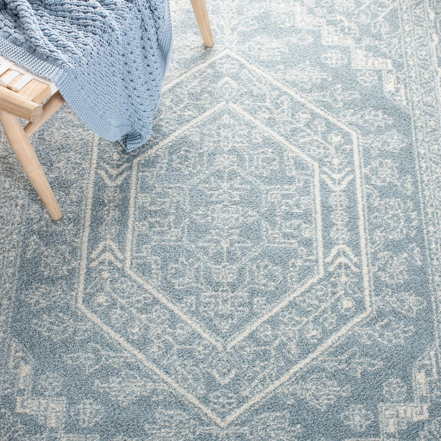 SAFAVIEH Adirondack Xavier Tapis Traditionnel