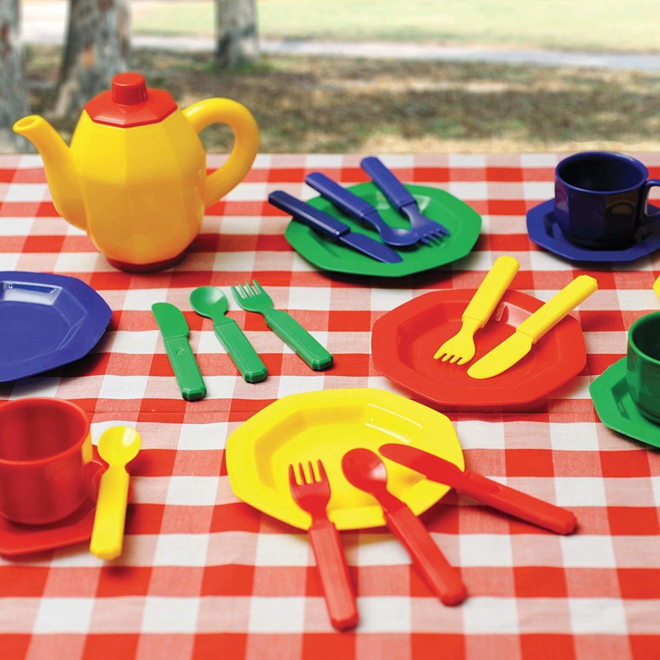 Educational Insights Dishes Set, Pretend Play Toddler Kitchen, Set of 25 Dishes, Preschool Toy Ages 3+
