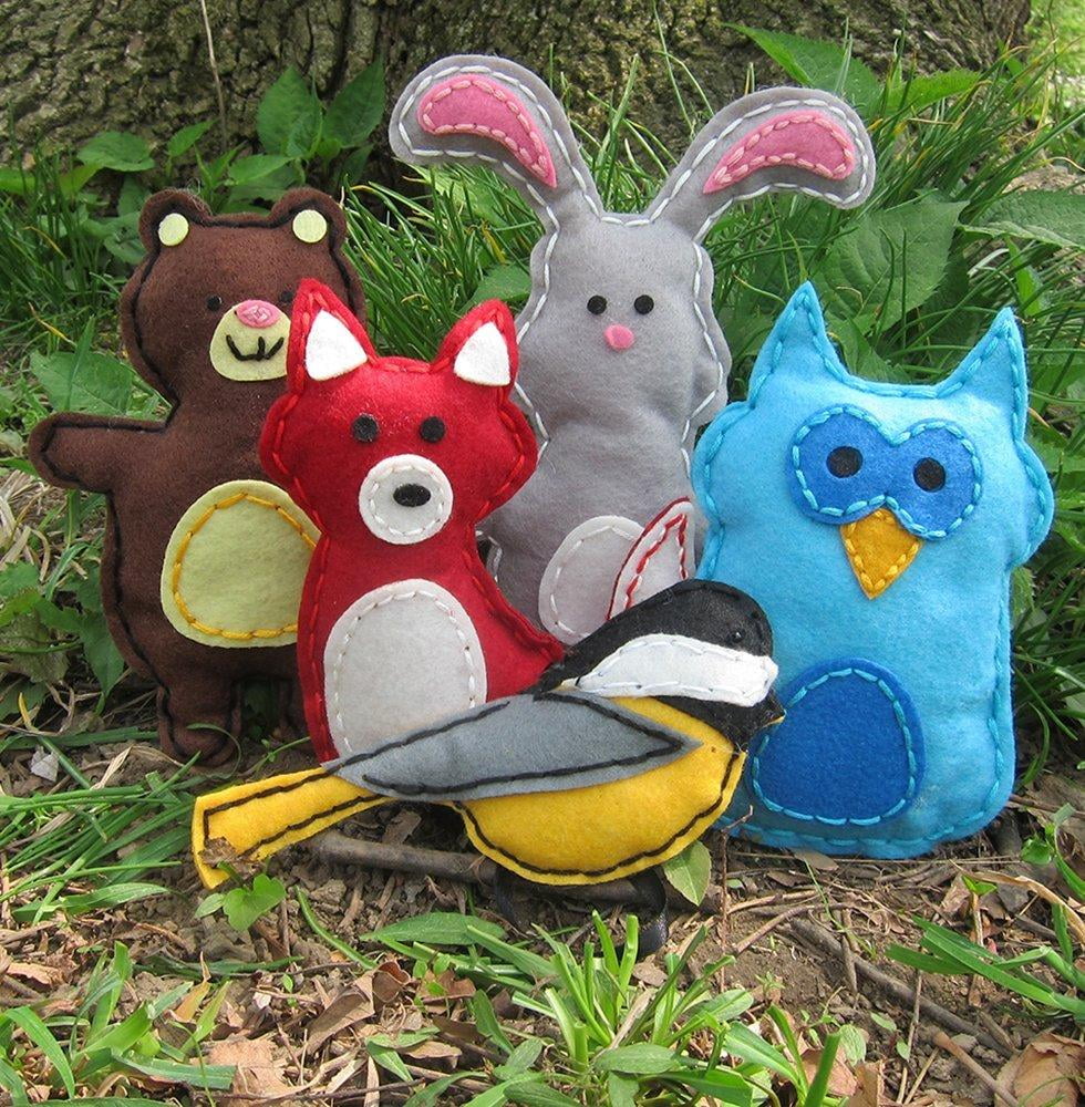 Woodland Amis Stitch & kit de couture enfants animaux Art and Craft Lot Jeu Cadeau 