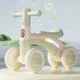 thumbnail image 1 of Bicicleta de equilibrio antiribaltadura para bebés de 1 a 3 años, andador planeador silencioso de 4 ruedas, juguete de entrenamiento para niños pequeños con ruedas de seguridad para interiores y exte, 1 of 6