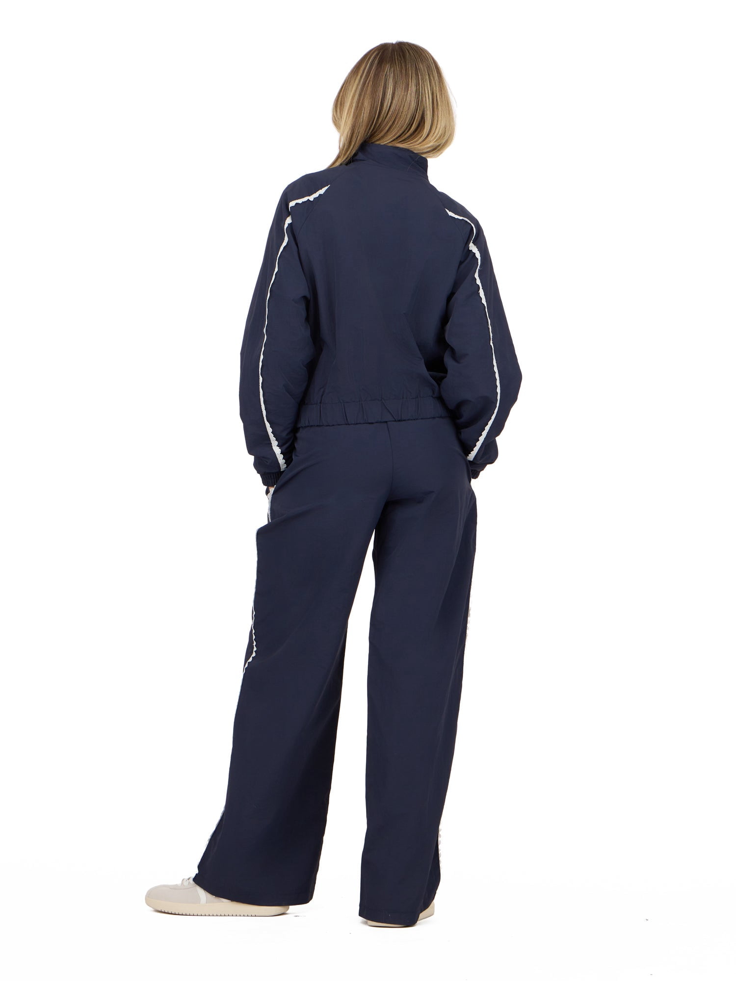 Forever 21 Women's Windbreaker with Zip Front and Contrast Piping Trim, Sizes XS-XL