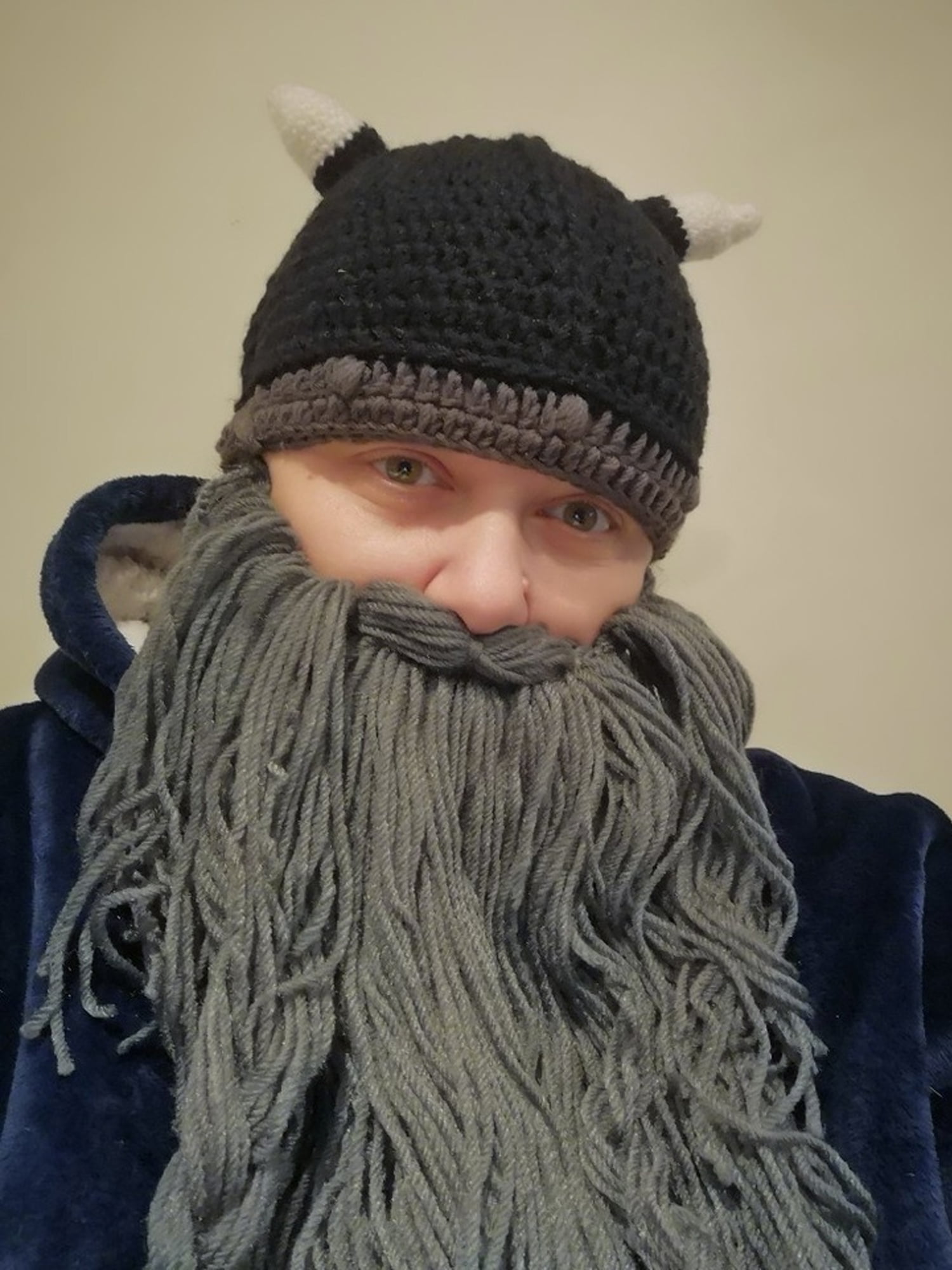 Christmas Winter Men New Knit Viking Horn Cap Long Beard Holiday Party Wool Hat 