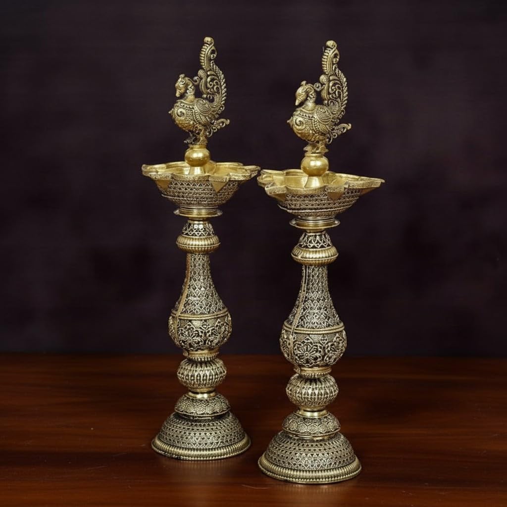 Bronze Peacock Oil Lamp – Elegant Diya for Home Temple & Gift Item