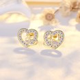 thumbnail image 2 of Pendientes de titanio para orejas sensibles, pendientes de poste de titanio para mujer, corazón (color dorado). Plata）2 piezas, 2 of 5