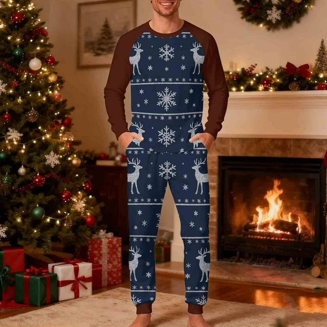 Pijama navideño para hombre, blusa y pantalones con estampado navideño a cuadros.
