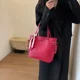 thumbnail image 4 of Bolso de mujer nuevo de PU con botón magnético 2024, tendencia de moda, bolso de hombro, bolso de viaje de ocio, diseño minimalista, rojo, gran capacidad, 4 of 5