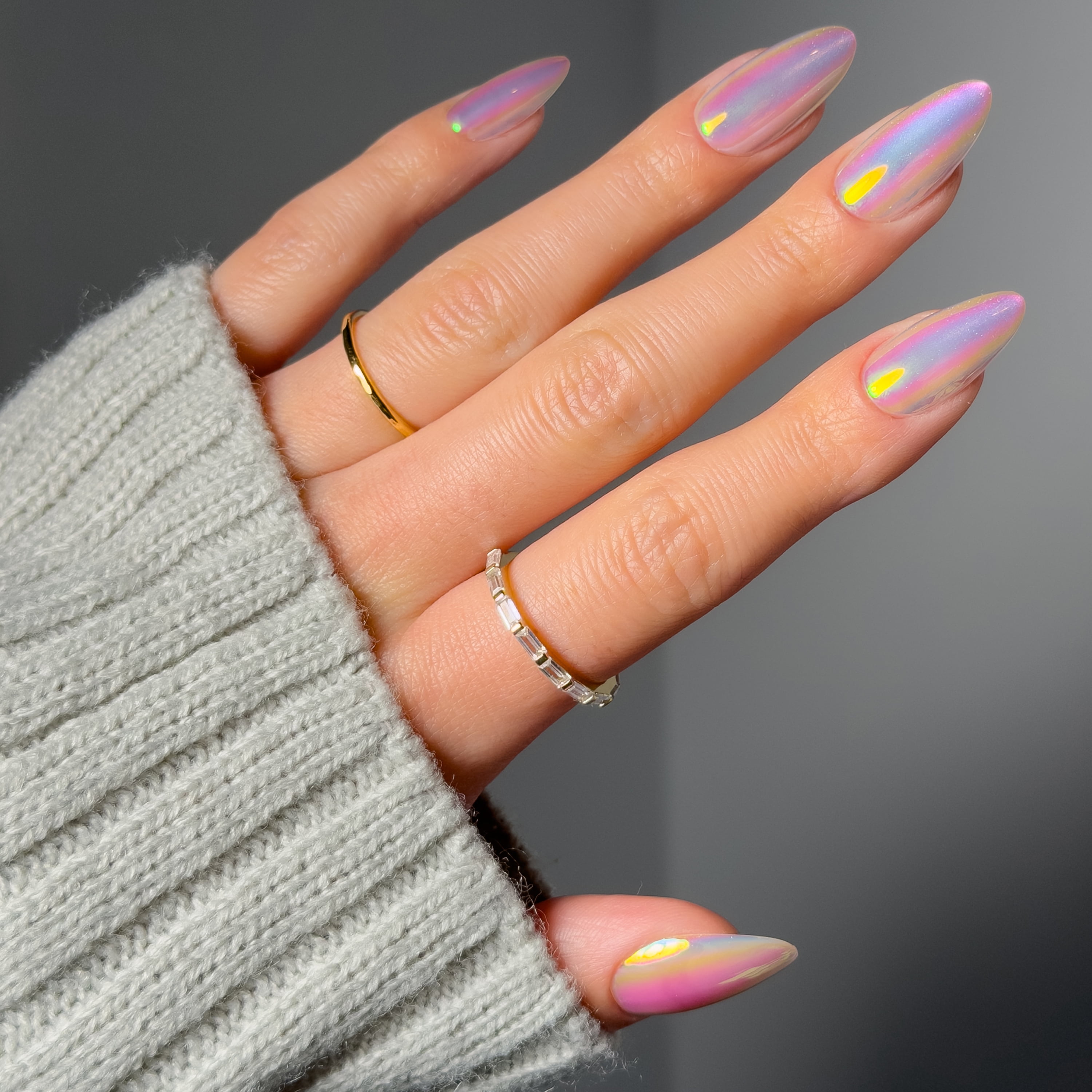Salon Perfect Artificial Fake Press On Nails, 436 Aurora Pearl, Medium Almond, File, Glue and Prep Pad Included, 30 Nails