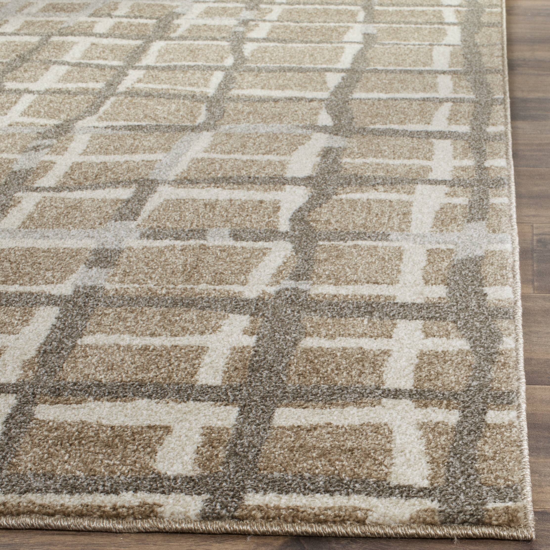 Safavieh Amherst Brody Geometric Area Rug, Wheat/Beige, 5'3" x 8'