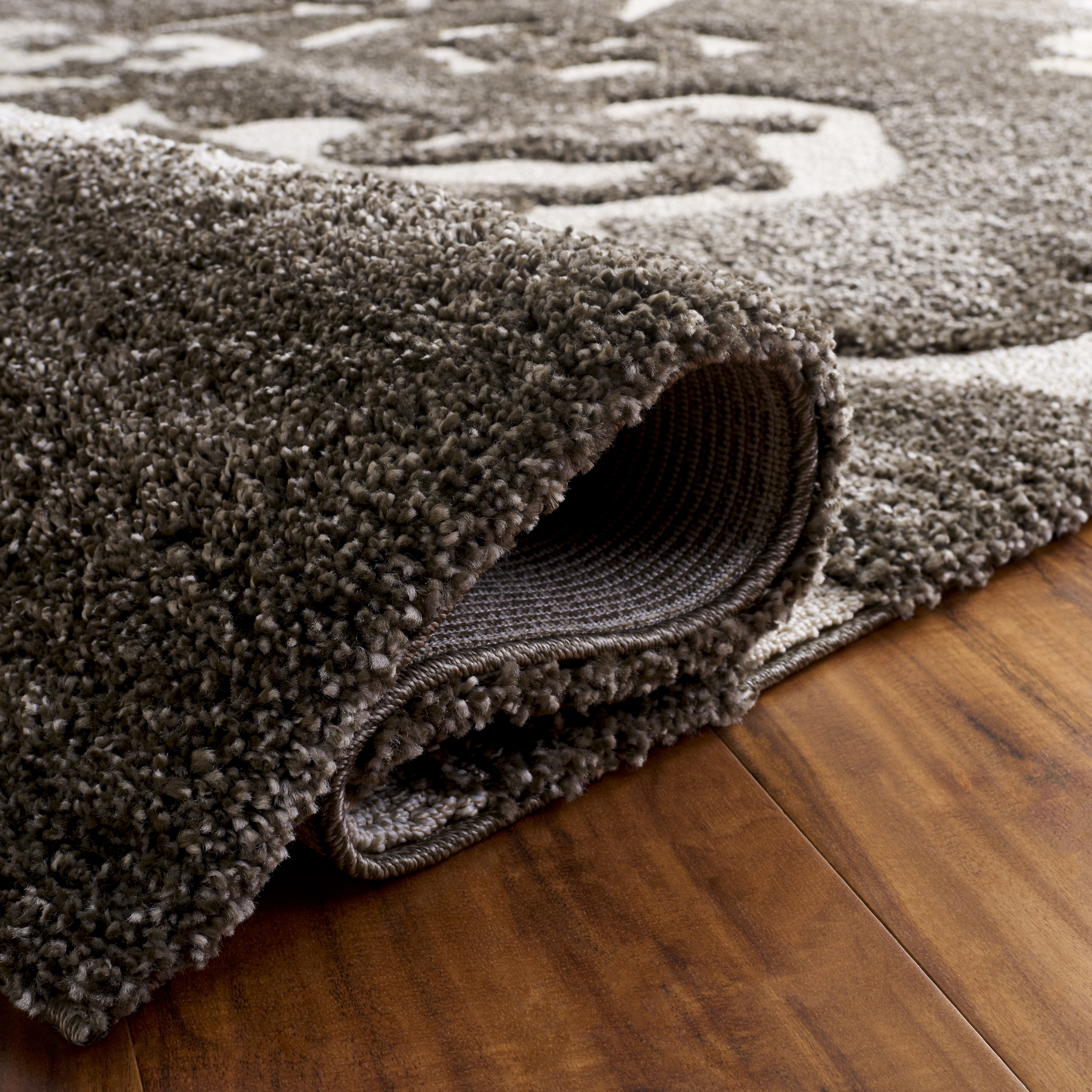 Safavieh Florida Merrick Geometric Shag Area Rug, Smoke/Beige, 6' x 8'