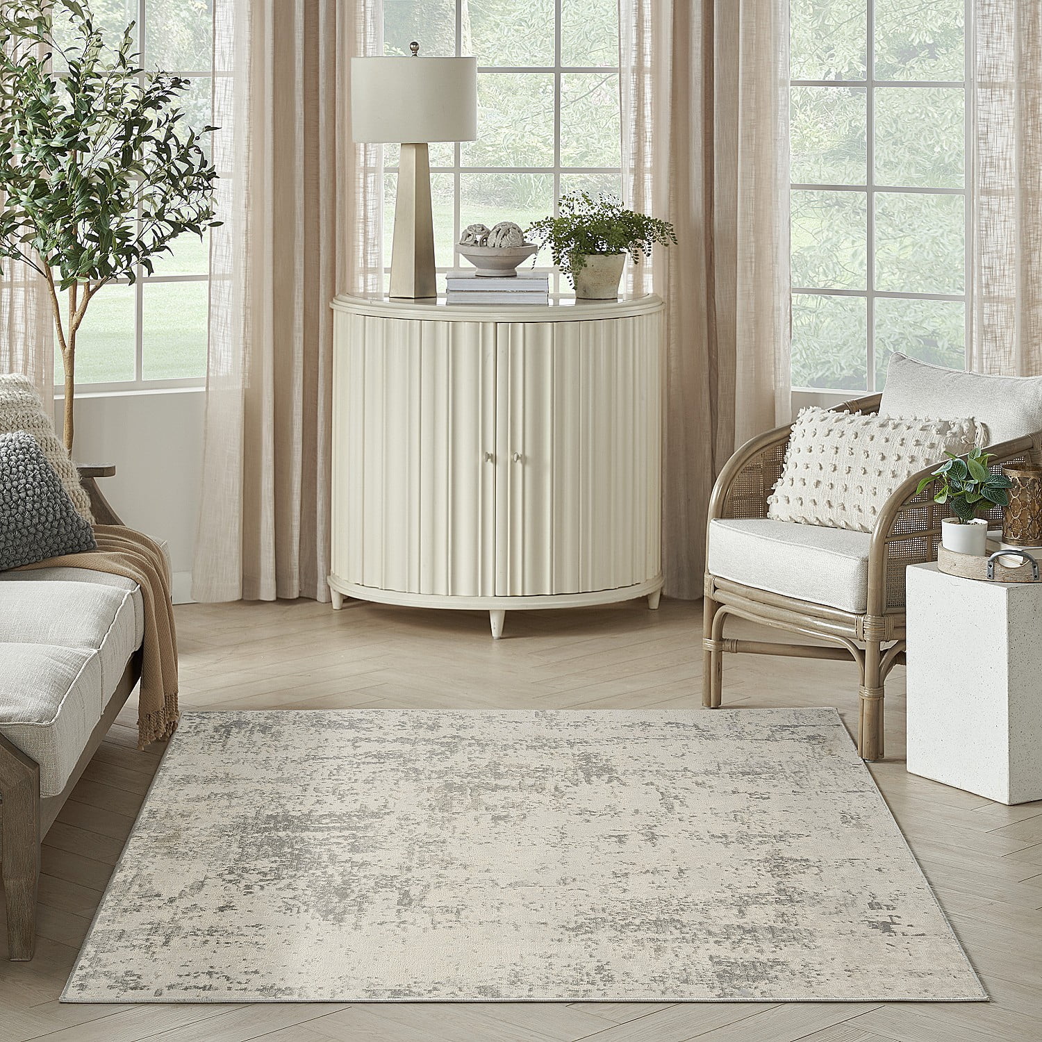 Nourison Concerto Abstract Cream Grey 3'9" x 5'9" Area Rug, (4x6)