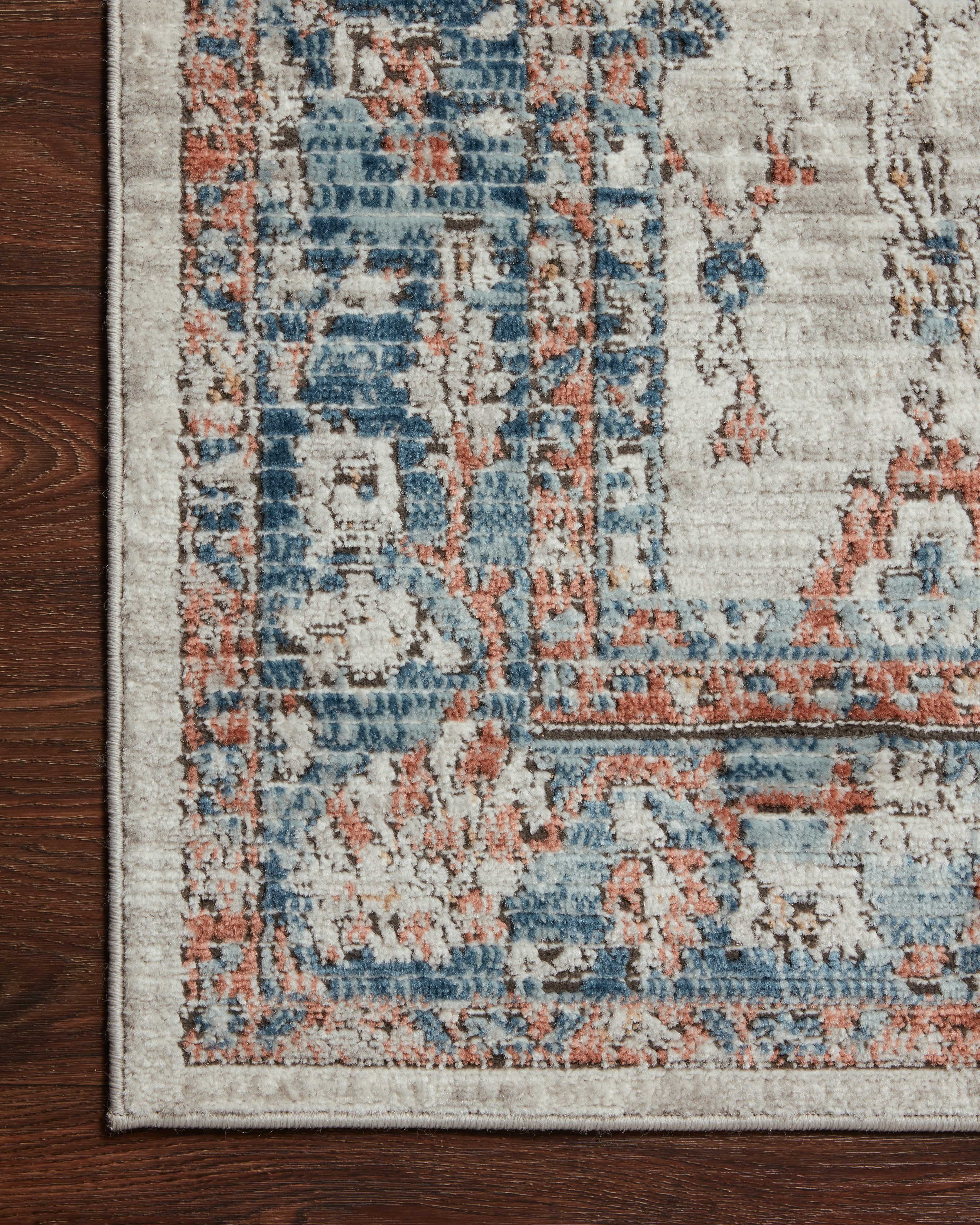 Loloi Bianca Collection BIA-05 Dove / Multi, Traditional Area Rug 2'-8" x 7'-6"