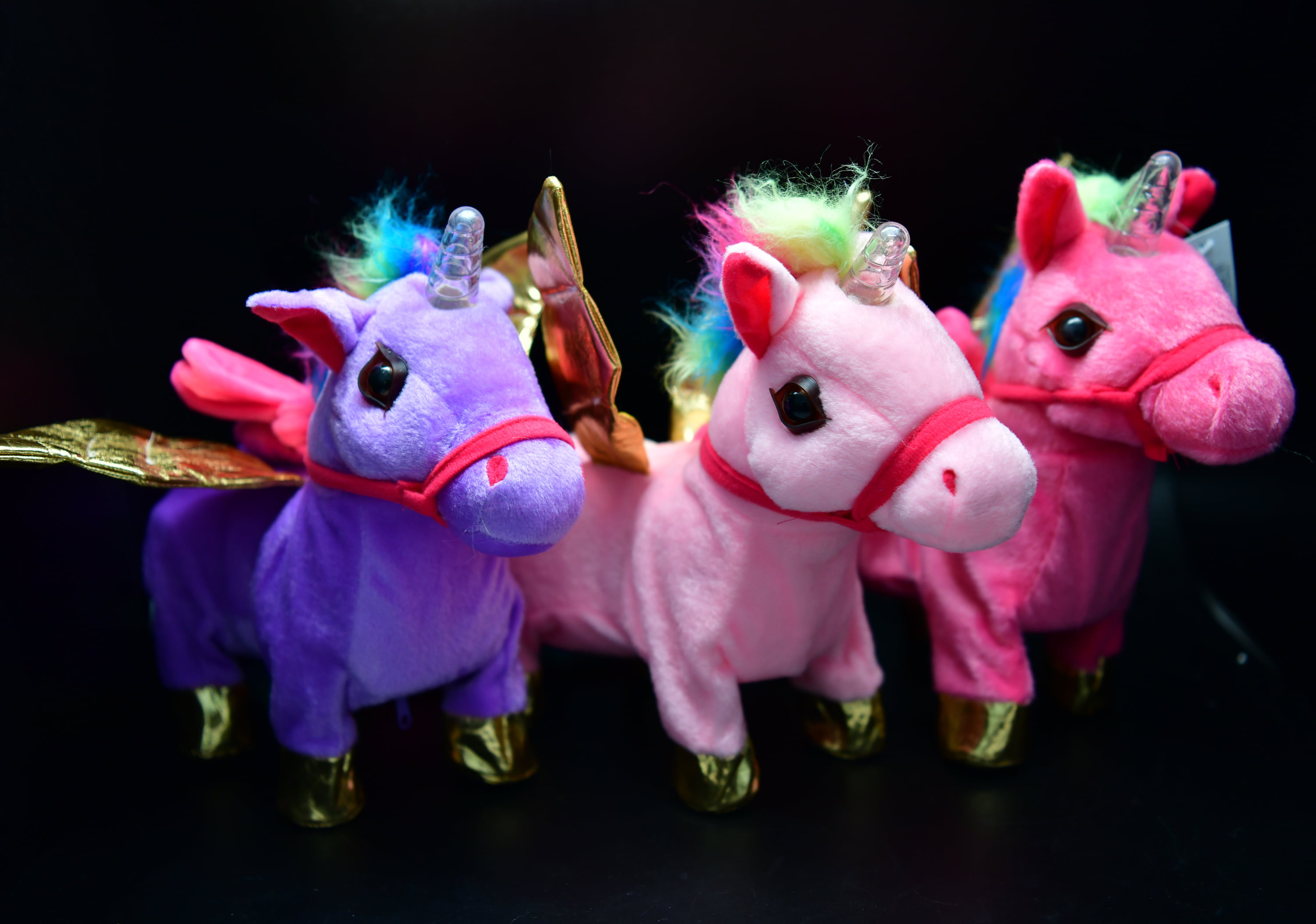 Tooting Unicorn Toys for Girls Age 4–6 with Color Changing Horn - Fun  Stuffed Un