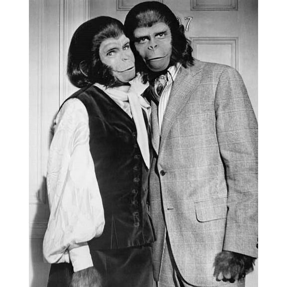 Escape From The Planet of The Apes Roddy McDowall Kim Hunter clothed 8x10 photo