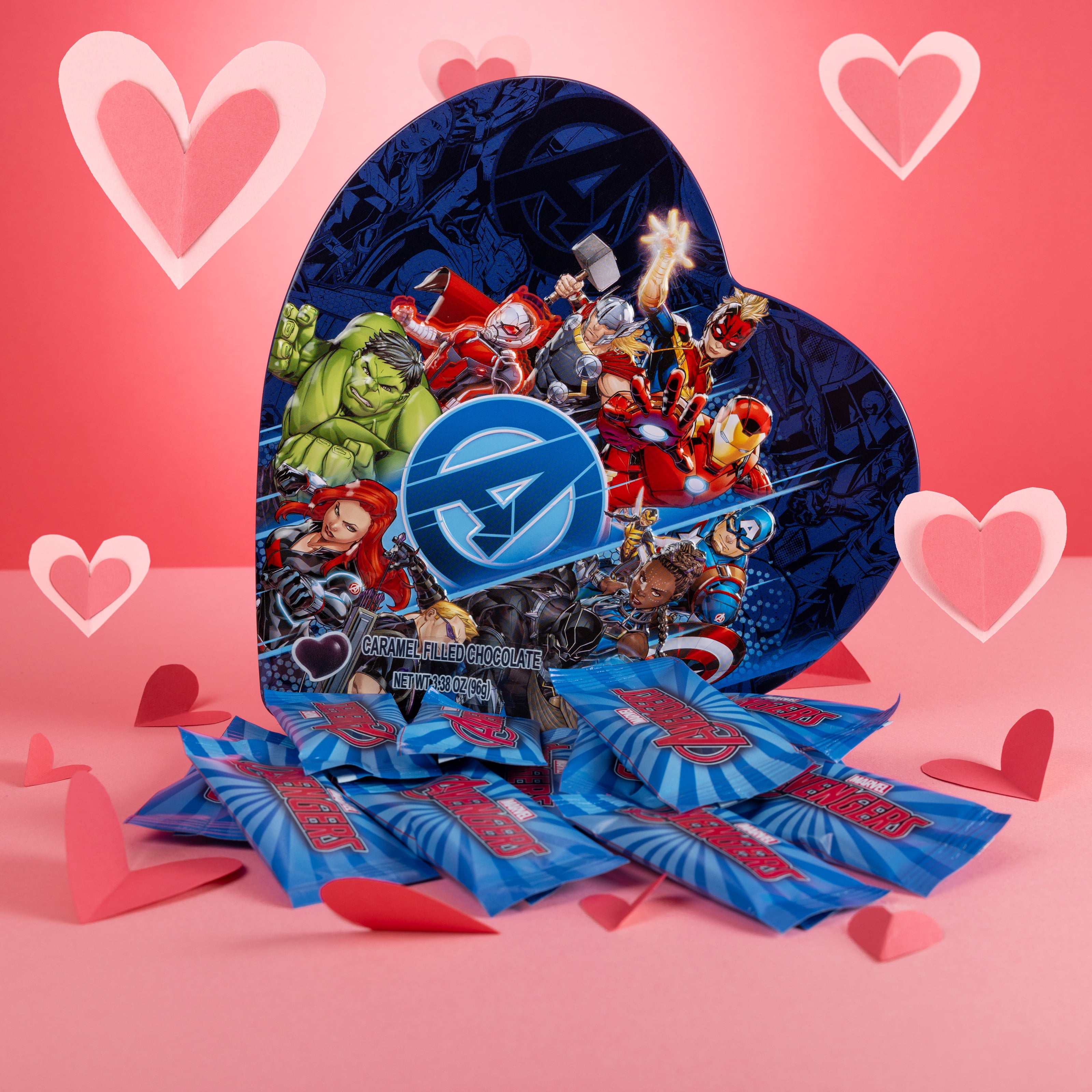Galerie Marvel's Avengers Large Heart Tin with Filled Chocolate