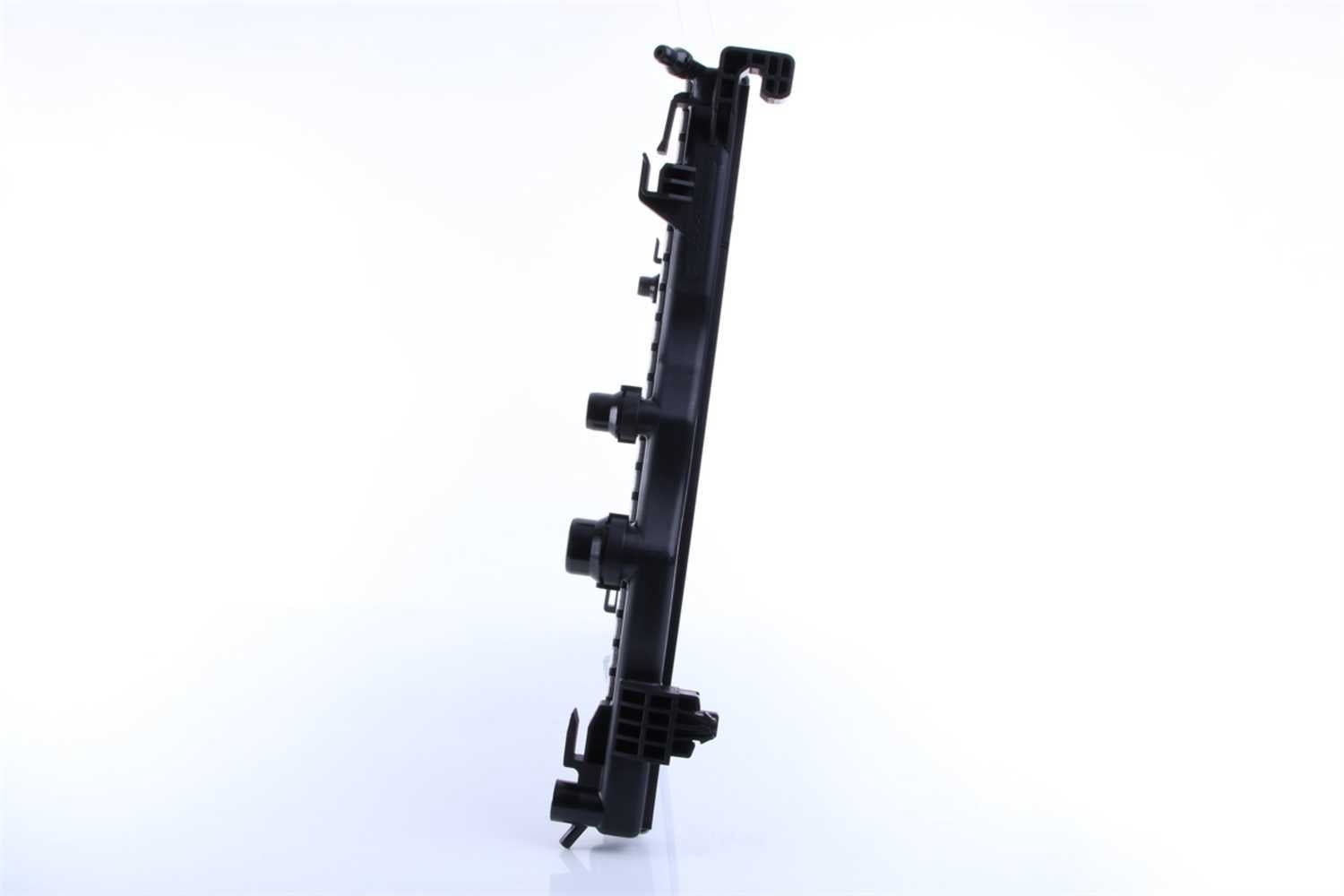 Nissens 606815 Radiator