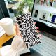 thumbnail image 3 of Manténgase a la moda con una elegante y flexible funda de goma TPU a prueba de golpes para iPhone: ideal para personas a la moda, 3 of 4
