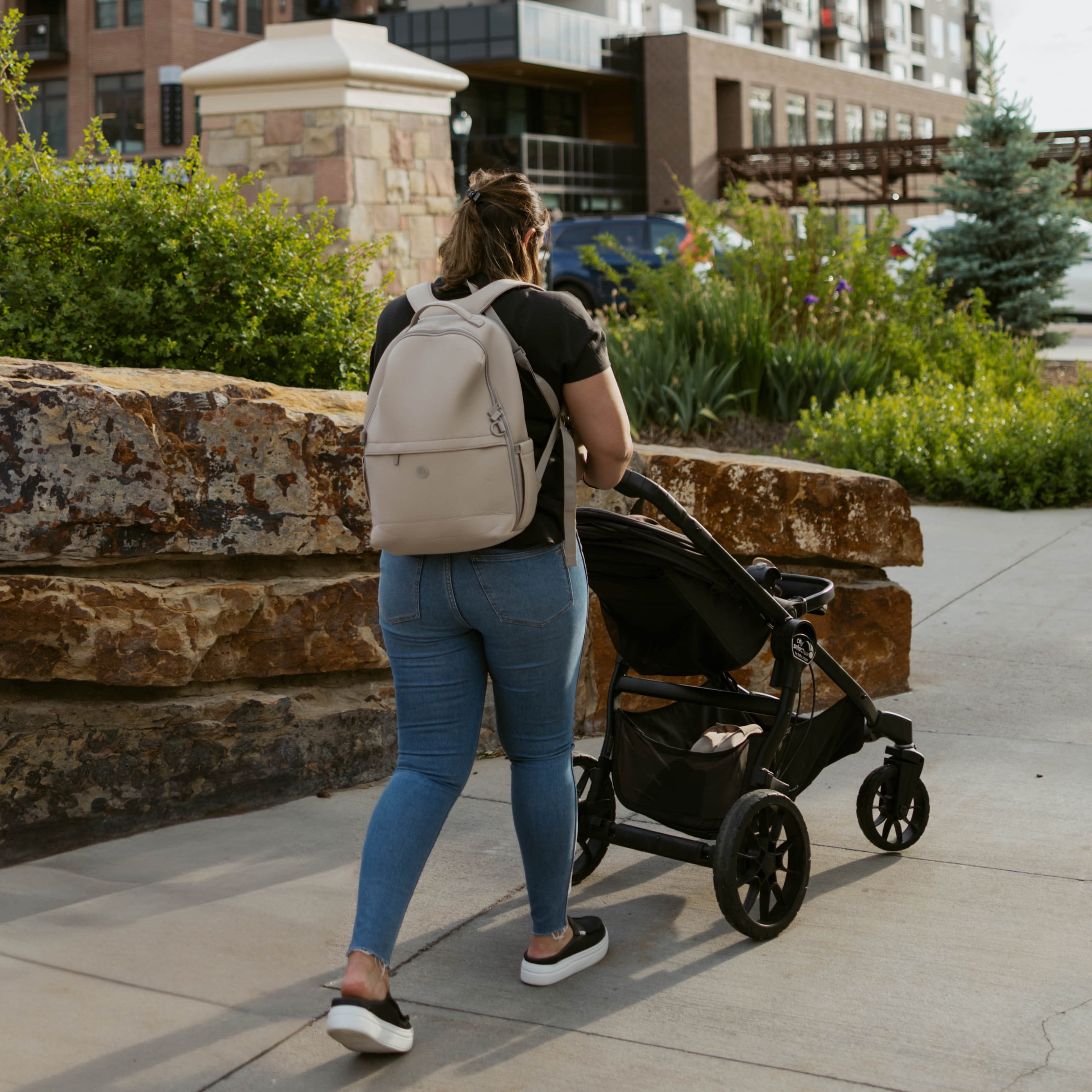 Parker Baby Co. Drift Neoprene Diaper Backpack - Llama