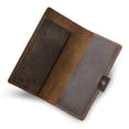 thumbnail image 4 of Funda para chequera PEGAI hecha a mano en piel Clark Chestnut, 4 of 8