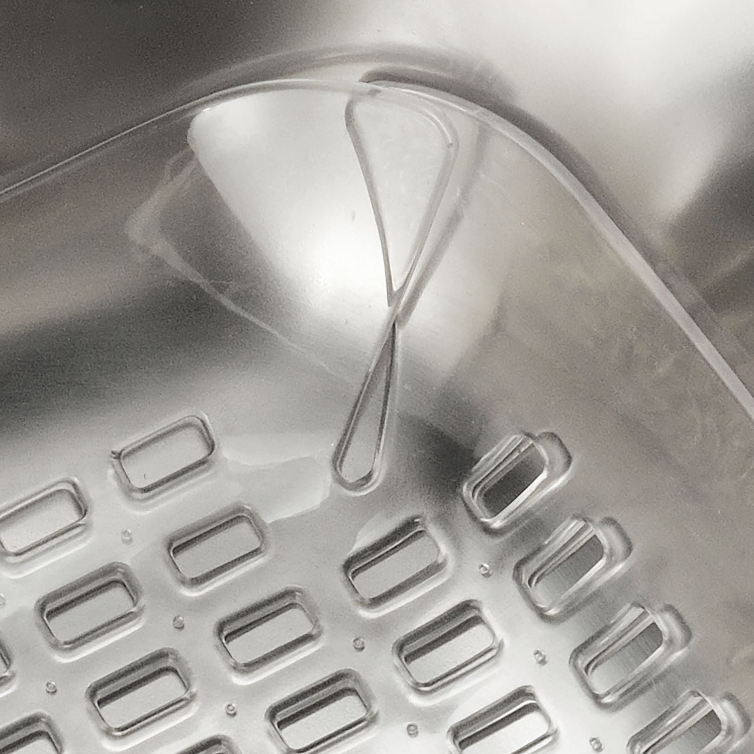 iDesign Plastic Sink Protector Grid for Kitchen, 13.5" x 16", Clear