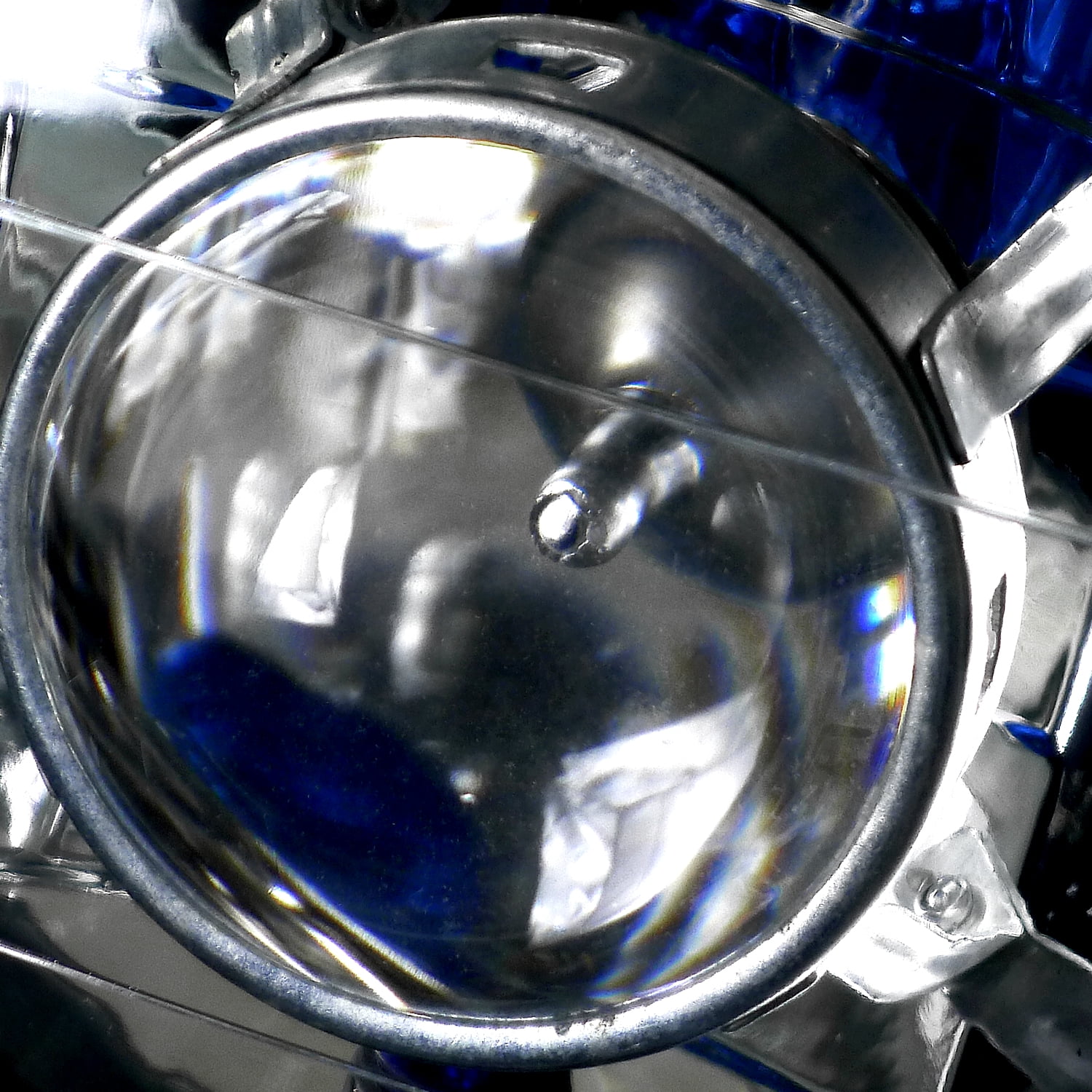 Spec-D Tuning LHP-7RNDJM 7 in. Projector Headlights Round with H4 Bulb for All, Black - 10 x 10 x 12 in.