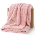 thumbnail image 1 of Manta Bedsure de felpa tipo waffle, tamaño twin, 152 x 203 cm, rosa, 1 of 8